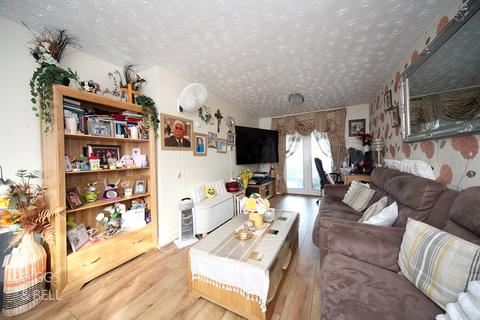 3 bedroom semi-detached house for sale, Luton, Bedfordshire, LU3