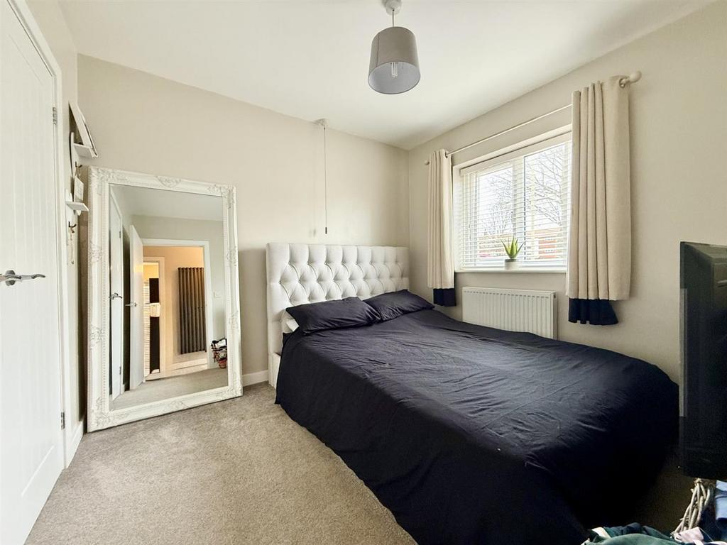 Bedroom1.jpg