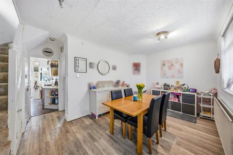 2 bedroom end of terrace house for sale, Farm Place, Crayford, Kent