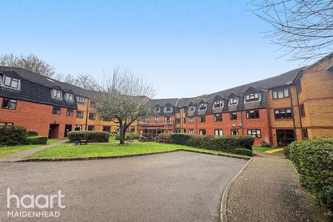 undefined, Shoppenhangers Road, Maidenhead