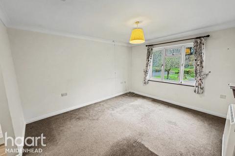 undefined, Shoppenhangers Road, Maidenhead