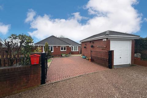 2 bedroom detached bungalow for sale, Parkfield Road, Stourbridge DY8