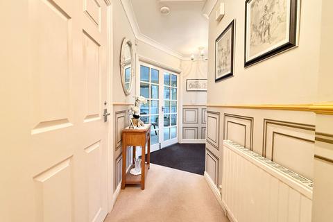 2 bedroom detached bungalow for sale, Parkfield Road, Stourbridge DY8