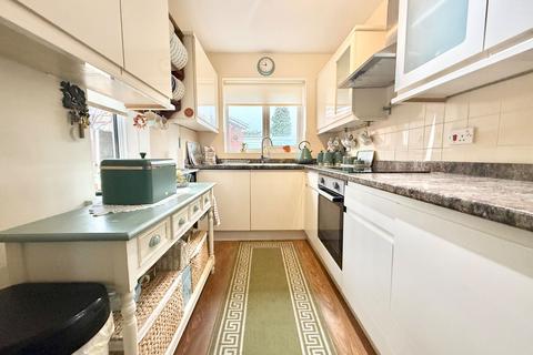 2 bedroom detached bungalow for sale, Parkfield Road, Stourbridge DY8