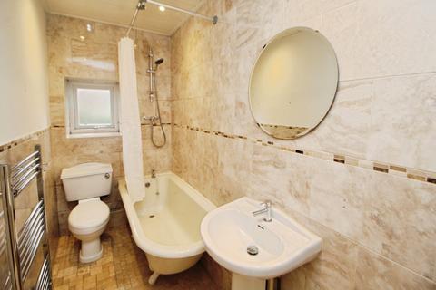 2 bedroom terraced house to rent, Edward Street, Derbyshire SK13