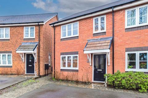 3 bedroom end of terrace house for sale, Poplar Gardens, Malvern