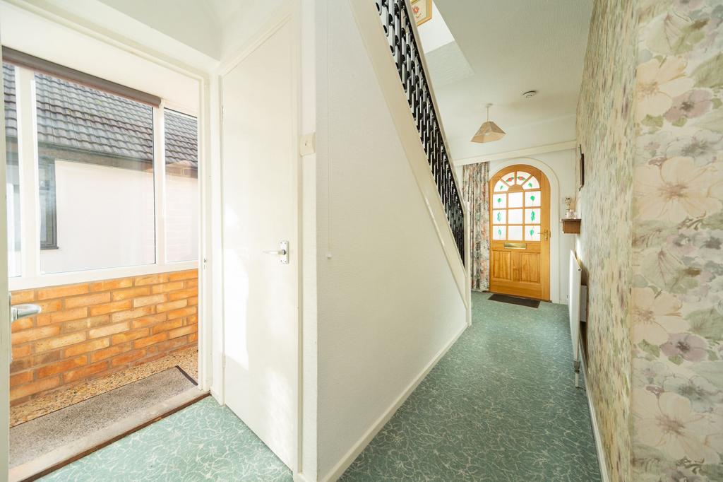 Side porch