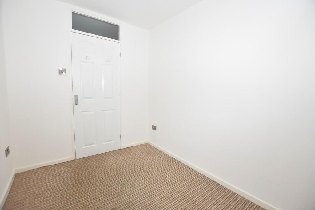 Bedroom 2 2.JPG