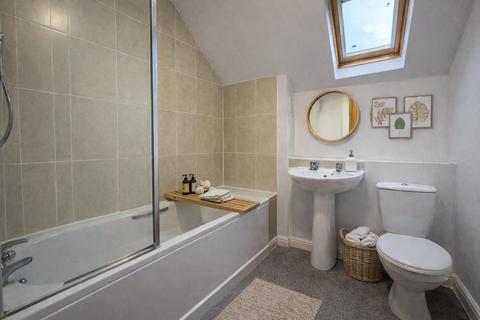 2 bedroom semi-detached house for sale, Barbrook Road, Swindon, Wiltshire