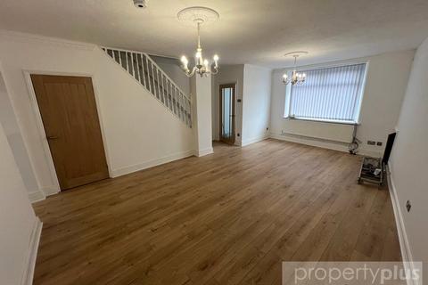 undefined, The Avenue, Pontygwaith, Ferndale, CF43