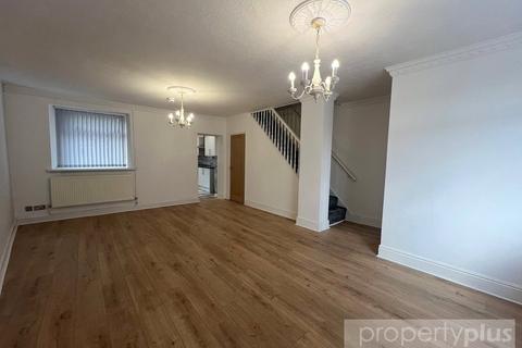 undefined, The Avenue, Pontygwaith, Ferndale, CF43