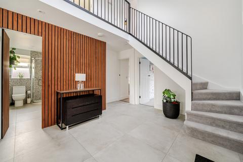 4 bedroom detached house for sale, Selsdon Avenue, Reading RG5