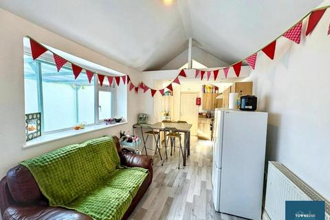4 bedroom house for sale, Killigrew Street, Falmouth