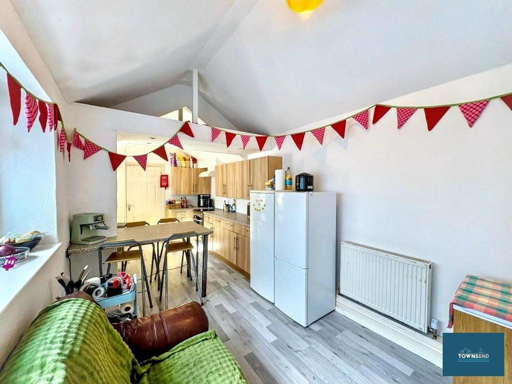 Living Room (1)