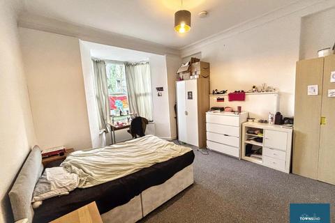 4 bedroom house for sale, Killigrew Street, Falmouth