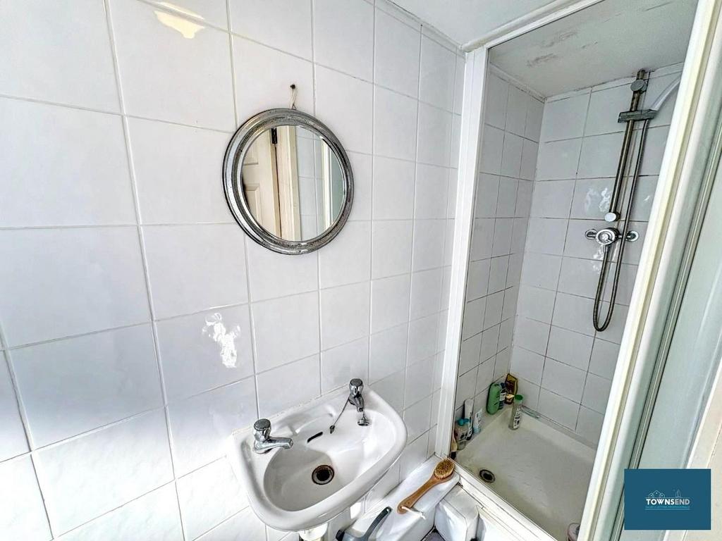 Shower Room 2