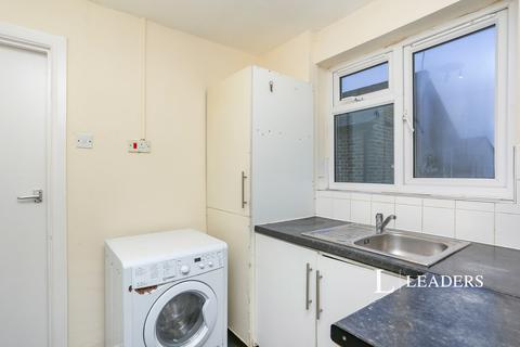 2 bedroom flat to rent, Church Road, Bromley, BR2