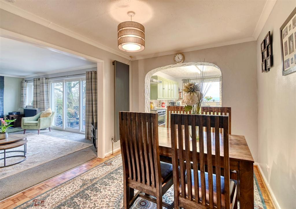 14 Grasmere Drive-03.jpg