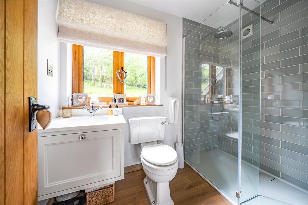 En Suite Shower Room
