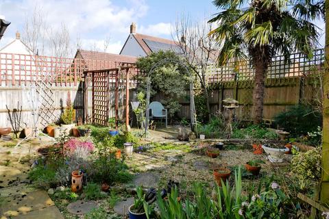 undefined, Carp Road, Calne