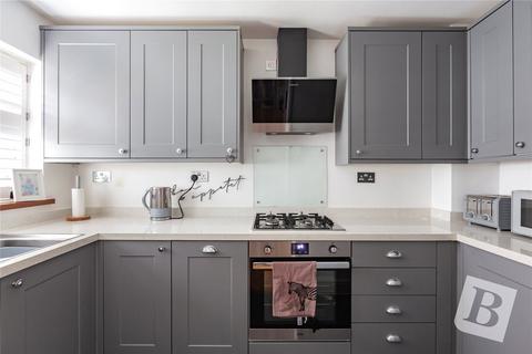 2 bedroom semi-detached house for sale, Fairbank Close, Ongar, Essex, CM5