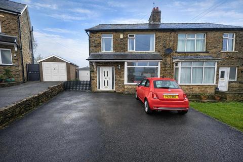 undefined, Fieldway, Clayton, Bradford