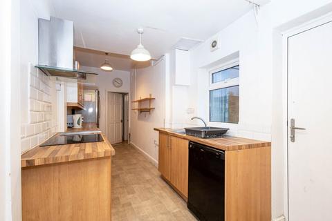 3 bedroom terraced house to rent, Braemar Road, Fallowfield, Manchester, M14