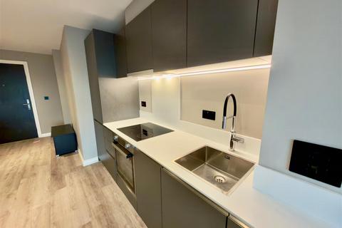 1 bedroom apartment for sale, Springwell Gardens, Whitehall Road, Leeds LS12