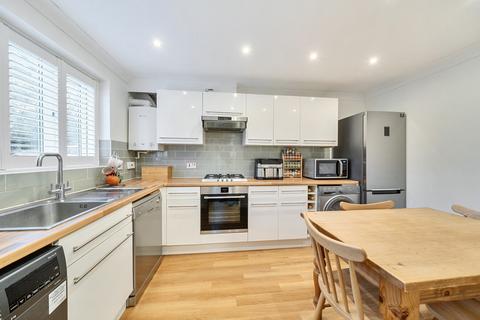 undefined, Lory Ridge, Bagshot, Surrey, GU19
