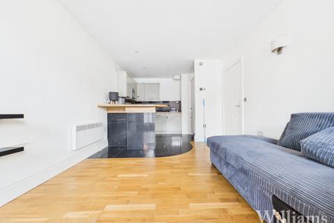 2 bedroom flat for sale, Wedgewood Street, Aylesbury HP19