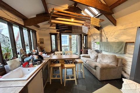 6 bedroom house to rent, Avenue Road, Falmouth