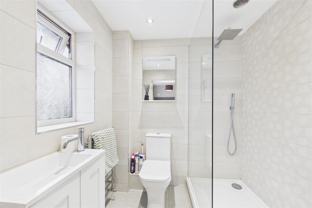 Ensuite