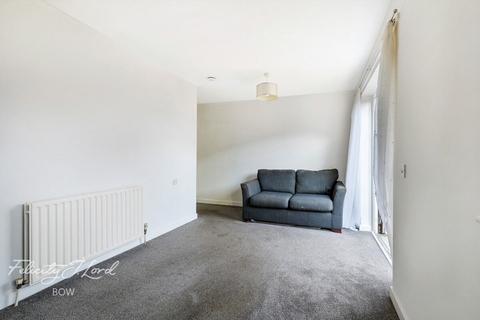 1 bedroom flat for sale, Bromley High Street, LONDON