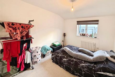 undefined, Coverack Close, Northampton, Northamptonshire, NN4