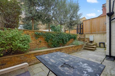 2 bedroom flat to rent, Sulgrave Road, Brook Green, W6
