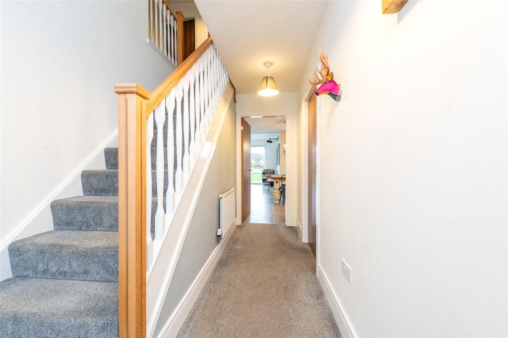 Comrie Avenue 17