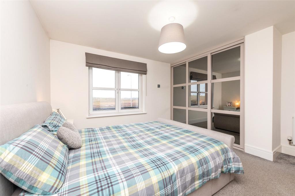 Comrie Avenue 21