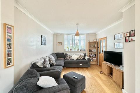 3 bedroom semi-detached house for sale, York Avenue, Hayes