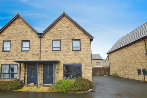 Dalby Strand, Swindon SN1