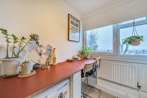 1 bedroom apartment for sale, Windley Close, London