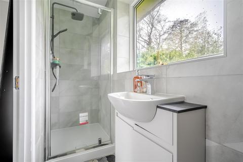 4 bedroom link detached house for sale, Gainsborough Drive, Ascot