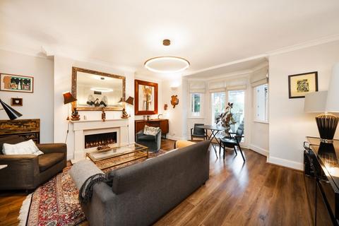 2 bedroom flat for sale, Greville Road, London NW6