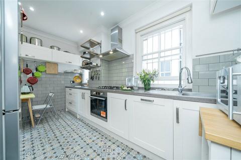 2 bedroom flat for sale, Greville Road, London NW6