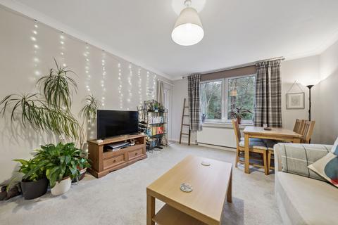 2 bedroom flat for sale, 470 Tantallon Road, Flat 2/1, Shawlands, Glasgow, G41 3HX