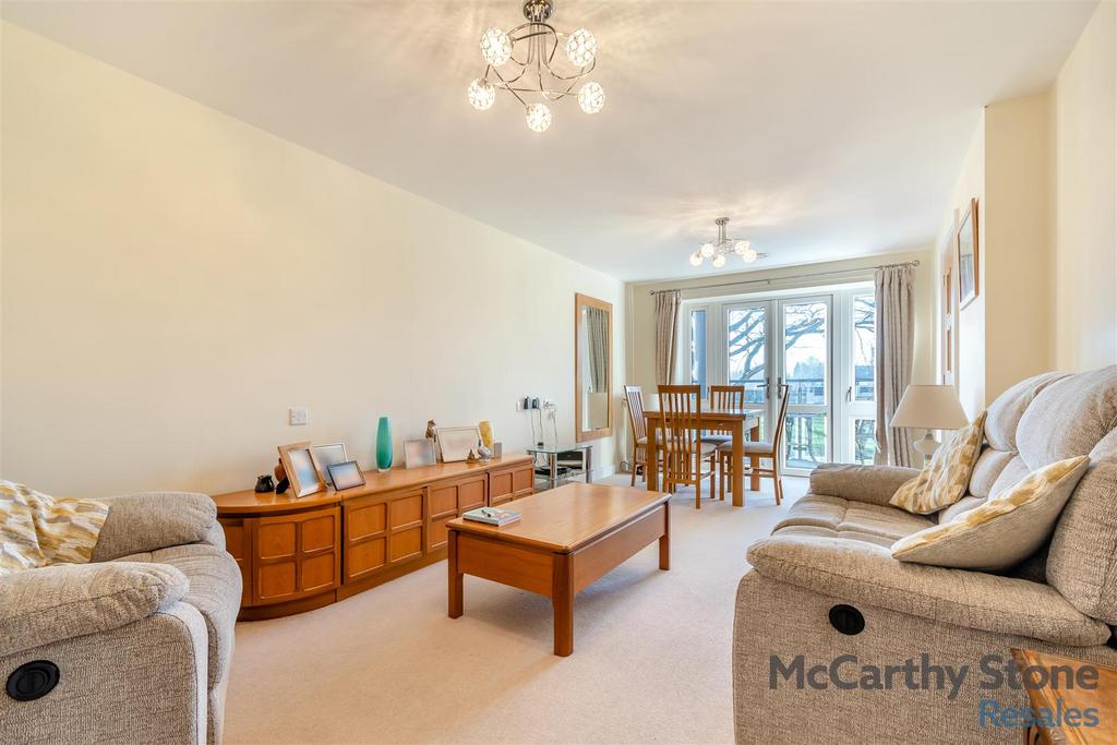 8635554-interior13.jpg
