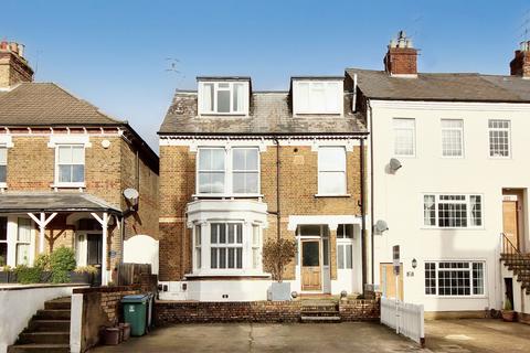 1 bedroom flat to rent, Chalk Hill, Watford, WD19