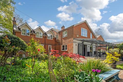 5 bedroom house for sale, Old Wokingham Road, RG40
