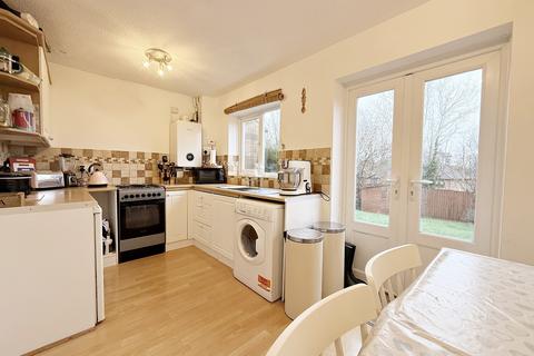 undefined, Llanharry, Pontyclun CF72