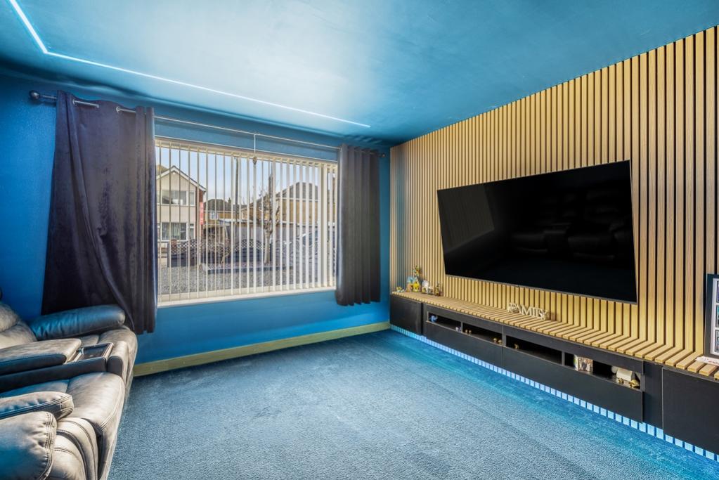 28 Cavendish Drive (Boston)-23