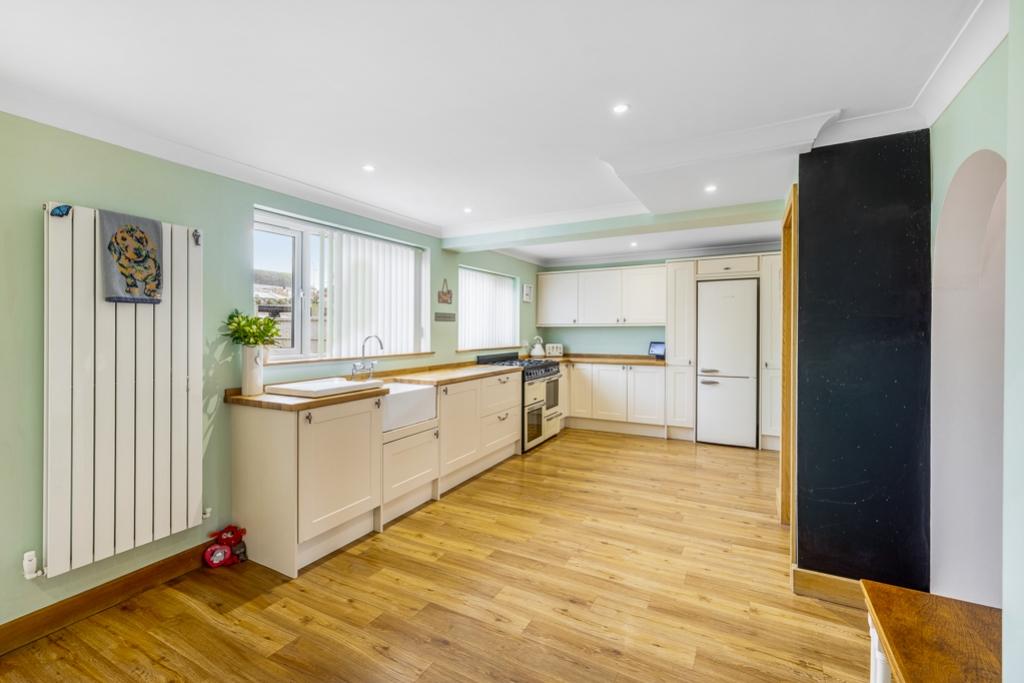 28 Cavendish Drive (Boston)-18